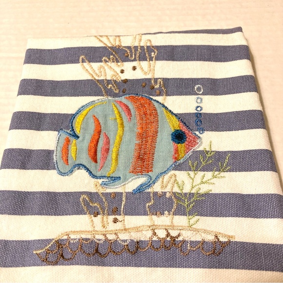 PIER 1 IMPORTS Nautical Stripe Fish Lace Embroidered Zig Zag Towel 29 x 17 in - Picture 2 of 10
